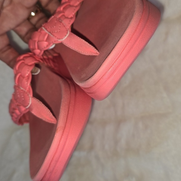 VIONIC Kenji Platform Sandles - Picture 8 of 11